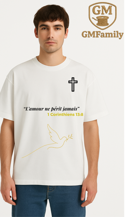 🕊️ T-shirt Oversize Foi & Grâce – "L’amour ne périt jamais."